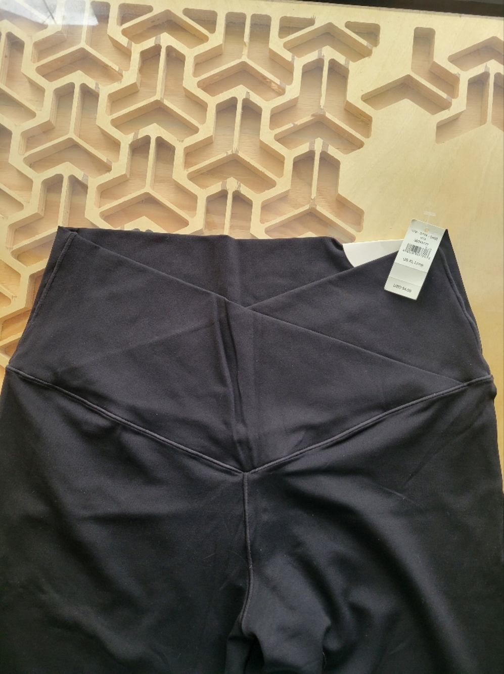 High-Waist Black Leggings with V-Detail Waistband and Bellbottom Flare